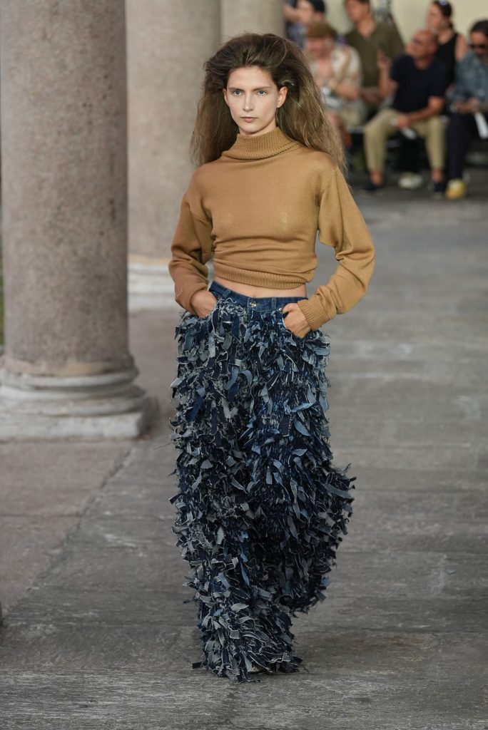 26.DE RERUM NATURA. NABA Fashion Show 2025-Milano_María Del Mar Aviles Gomez
