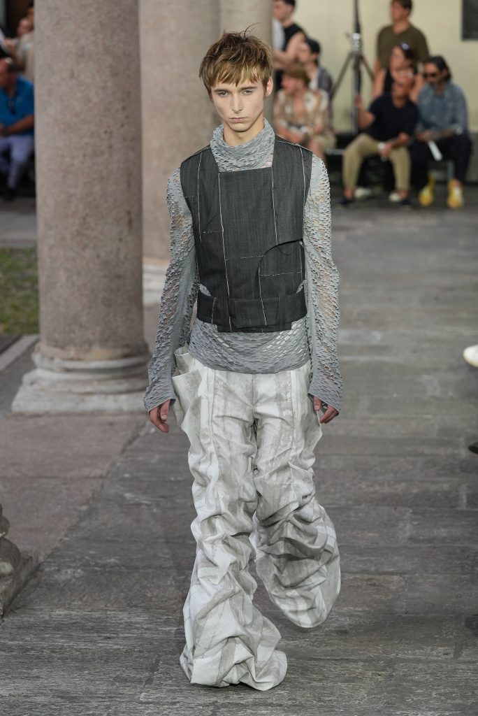 69.DE RERUM NATURA. NABA Fashion Show 2025-Milano_Emma Giacuzzo (1)